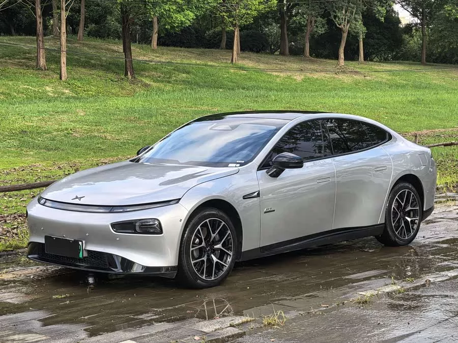 Xpeng P7