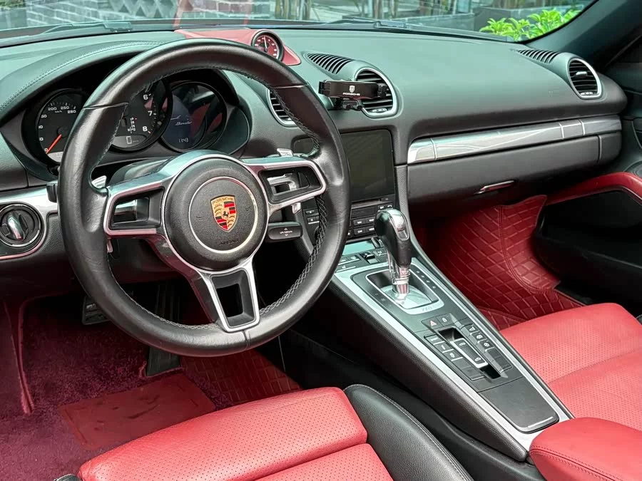 Porsche 718