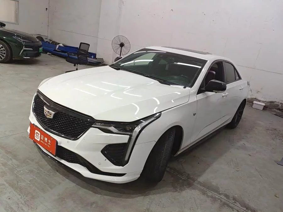 Cadillac CT4