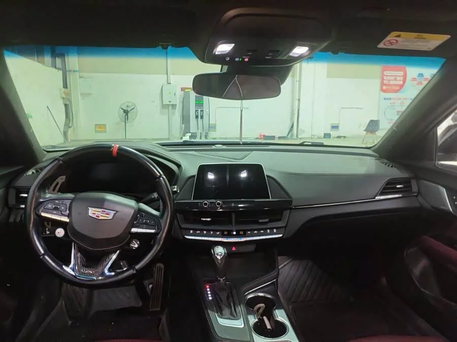 Cadillac CT4