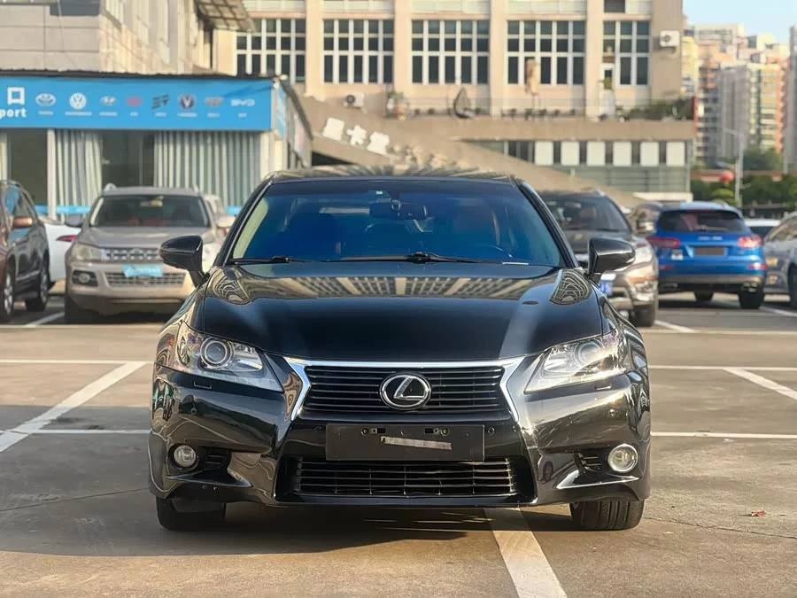 Lexus GS