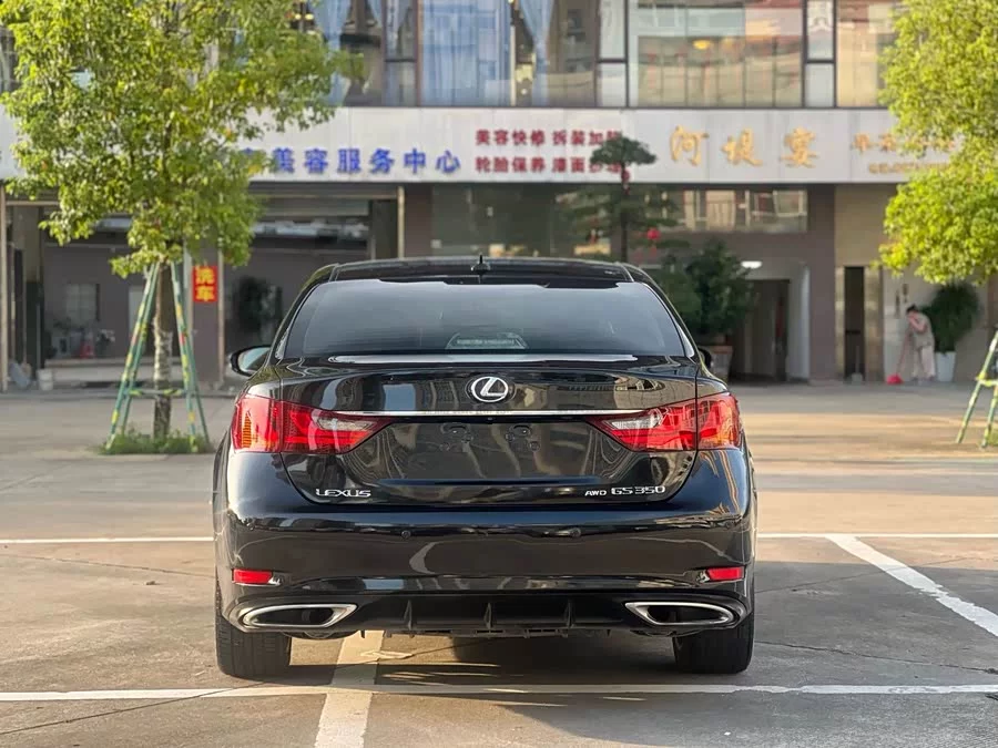 Lexus GS