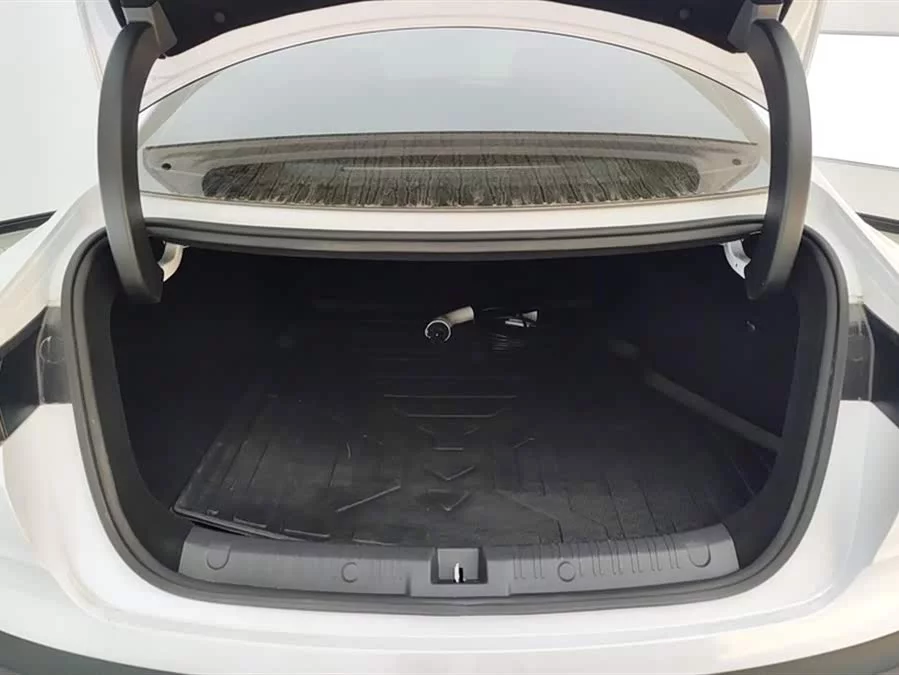 BYD Qin L