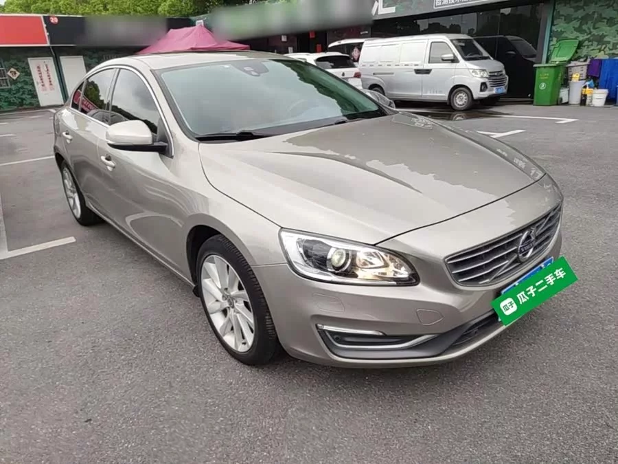Volvo S60
