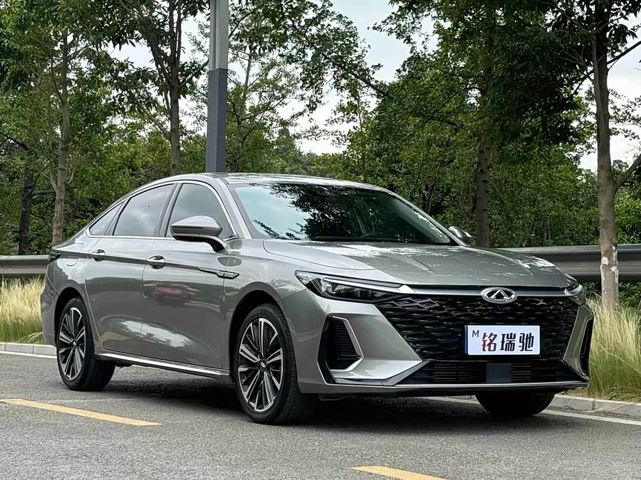 Chery Arrizo 8