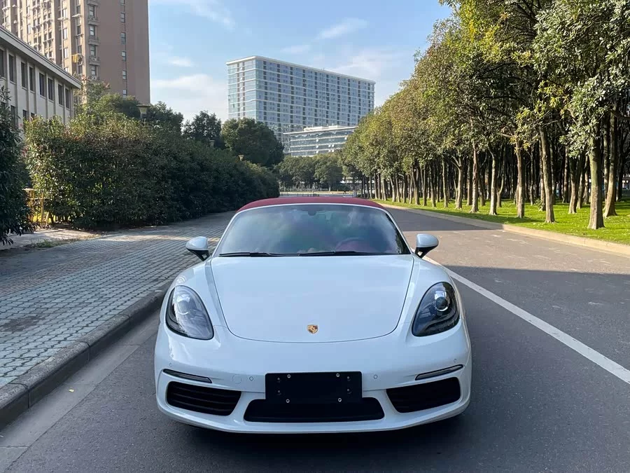 Porsche 718