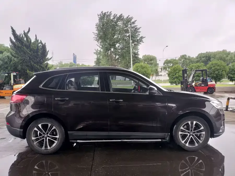 Borgward BX7