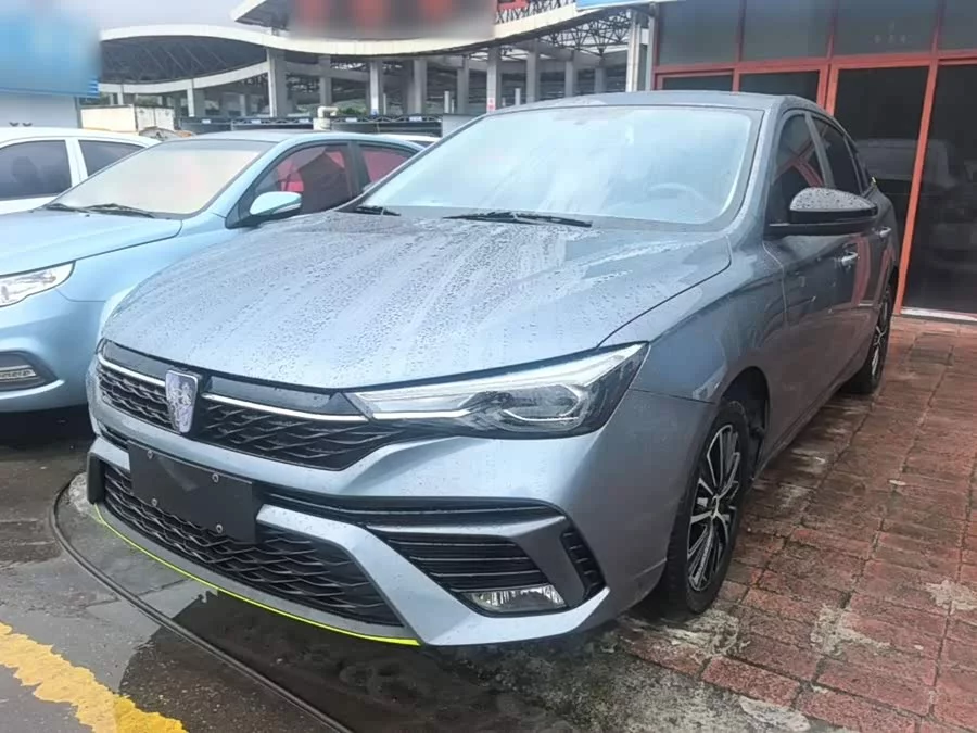 Roewe i5