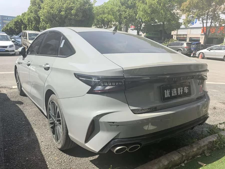 Chery Arrizo 8