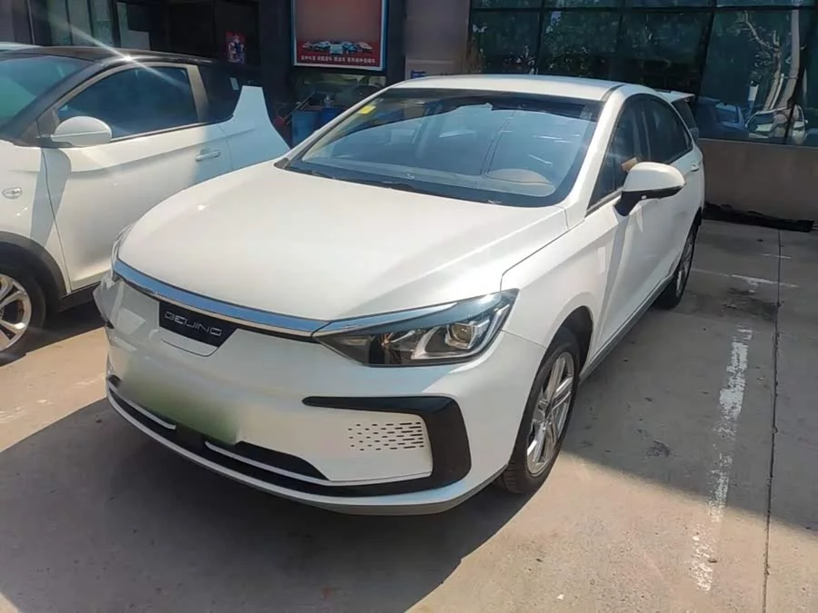 BAIC Beijing EU5