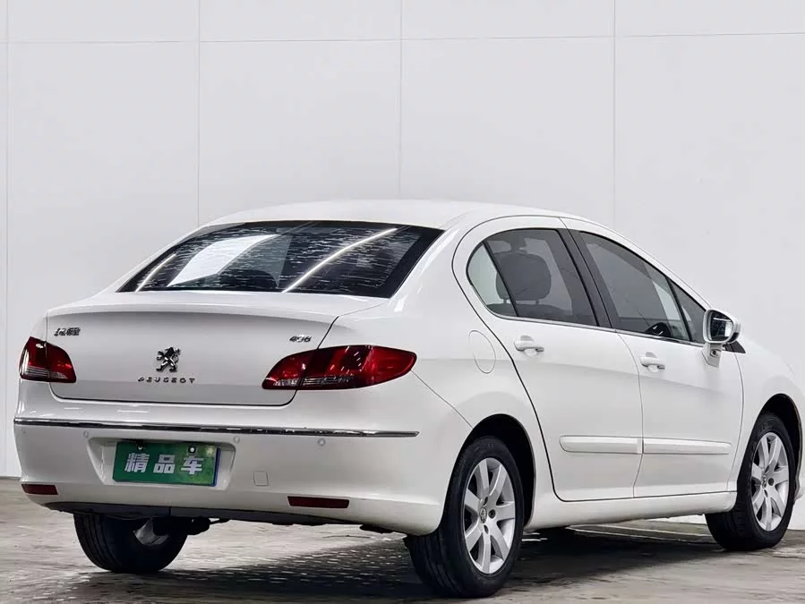 Peugeot 408