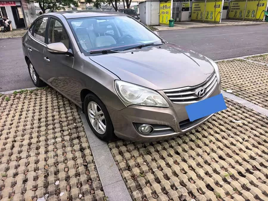 Hyundai Elantra / Celesta