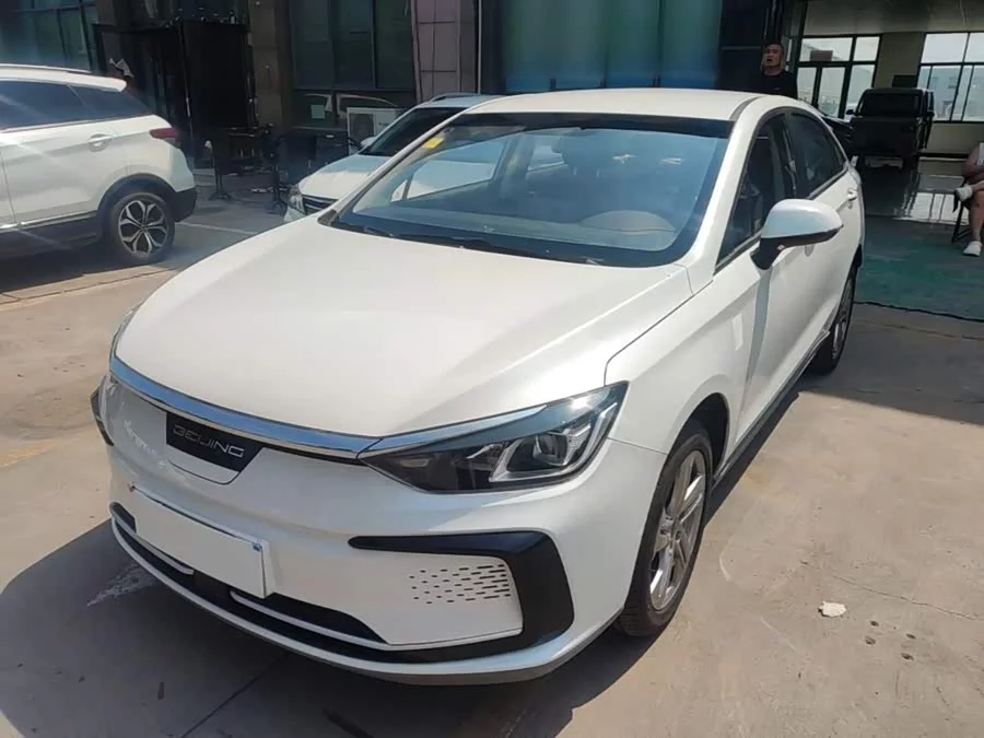 BAIC Beijing EU5