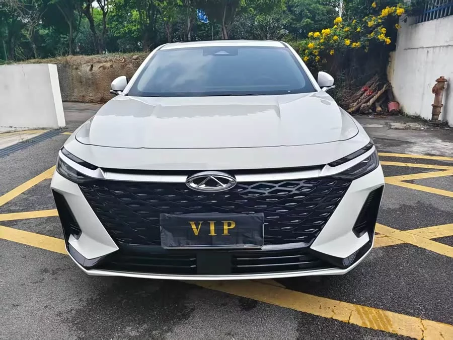 Chery Arrizo 8