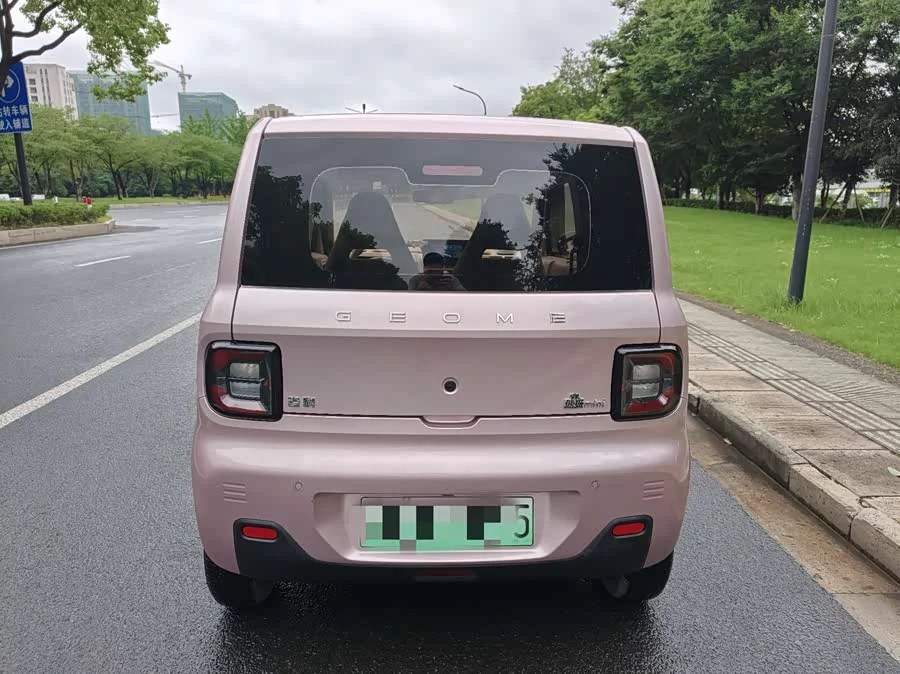 Geely Panda