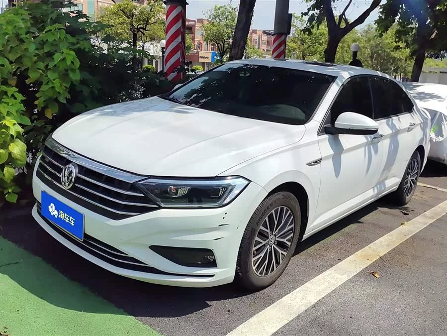 Volkswagen Sagitar