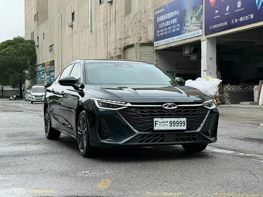 Chery Arrizo 8