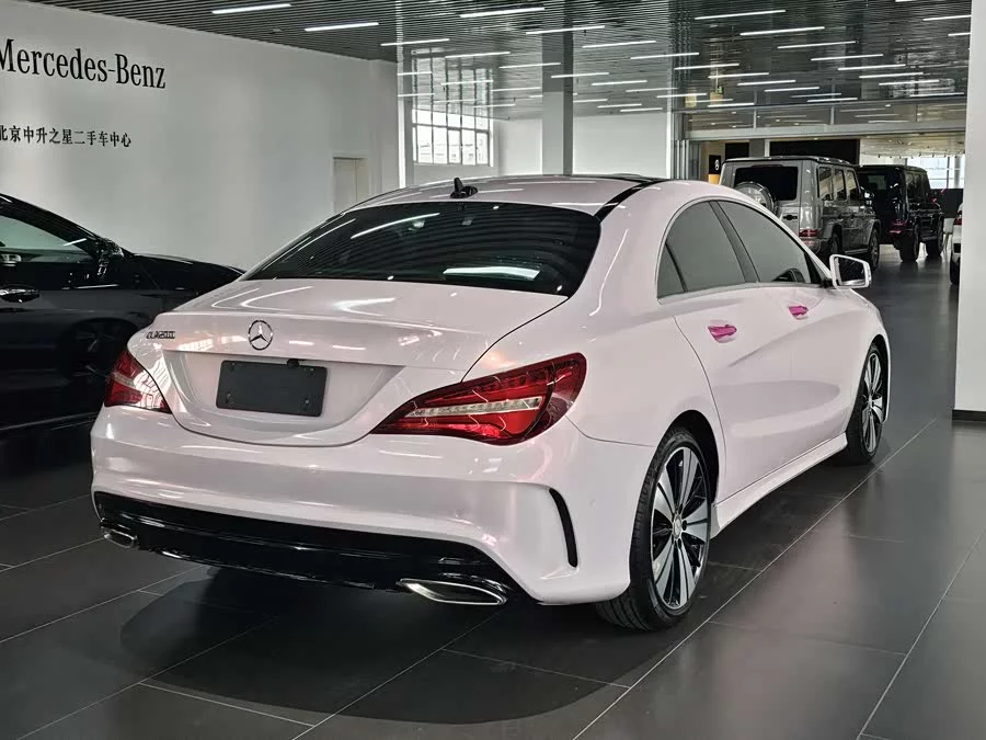 Mercedes-Benz CLA