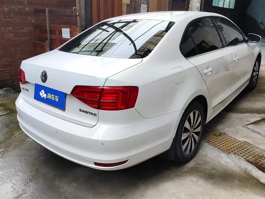 Volkswagen Sagitar