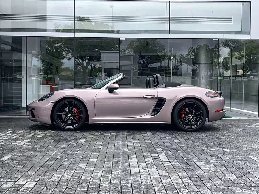 Porsche 718