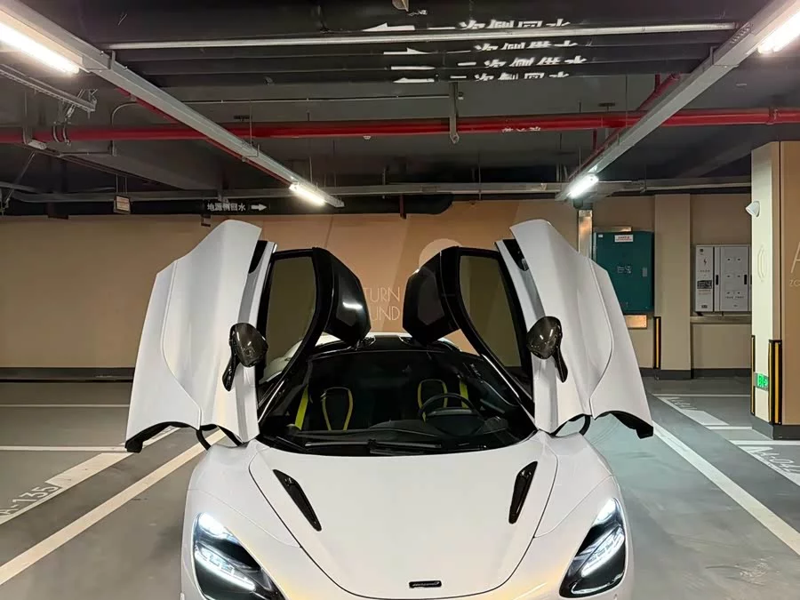 McLaren 720S