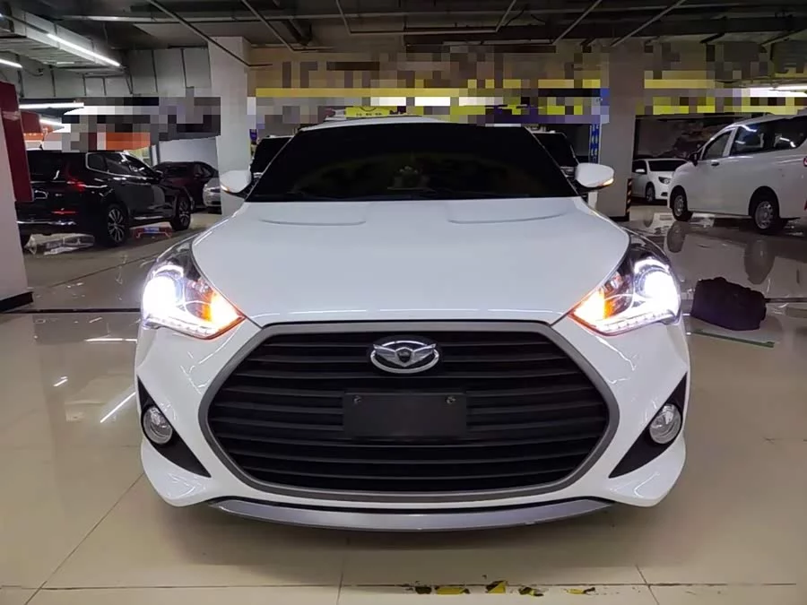 Hyundai Veloster