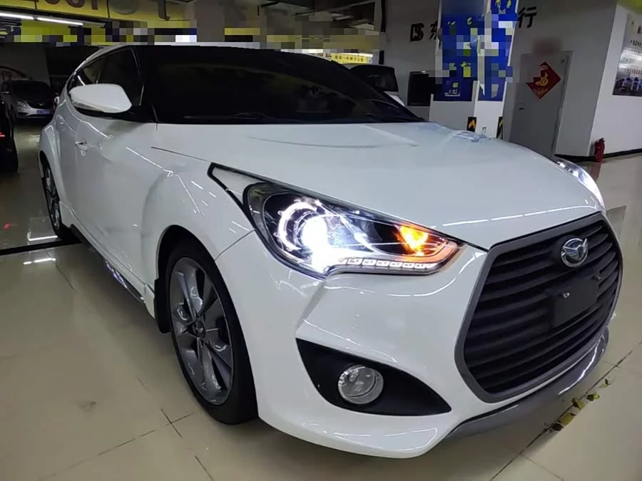 Hyundai Veloster