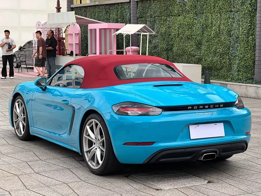 Porsche 718