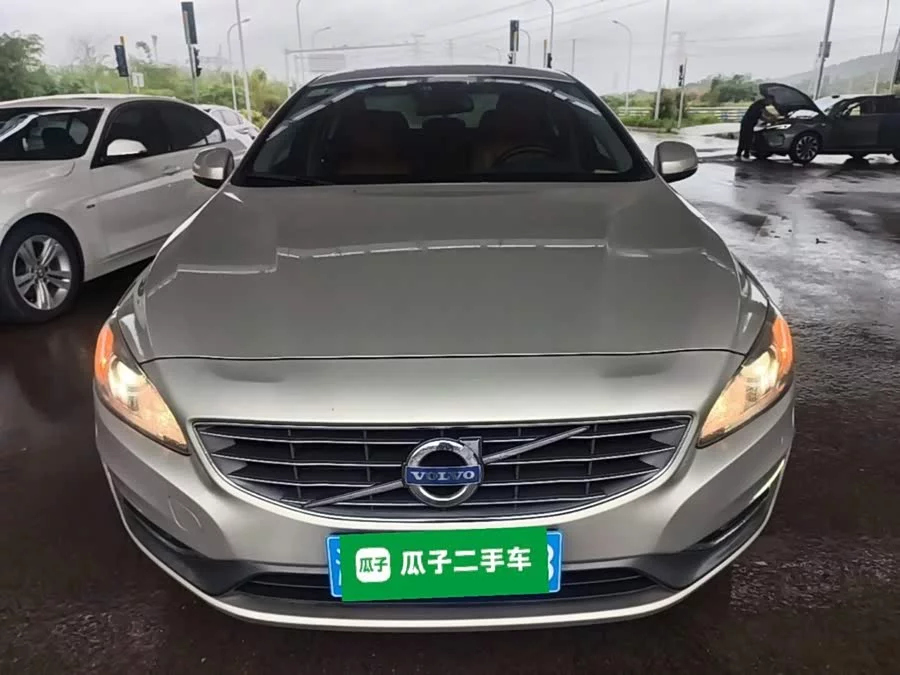 Volvo S60