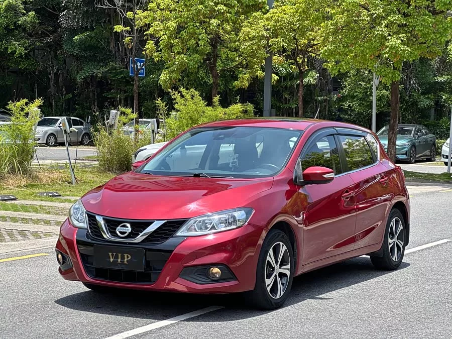Nissan Tiida