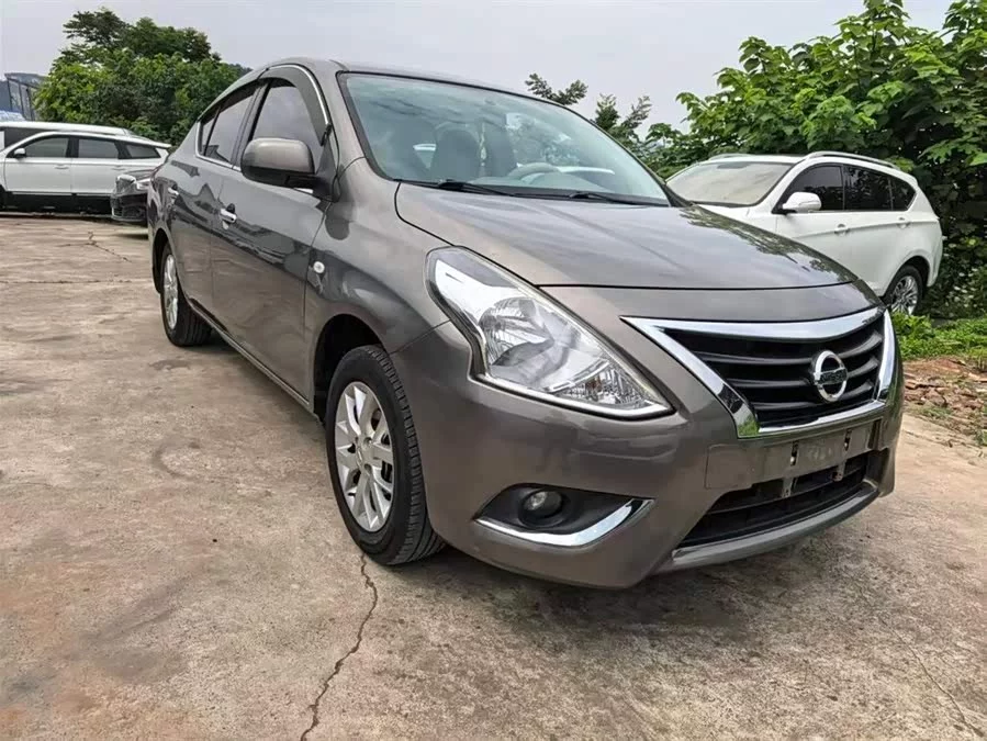 Nissan Sunny