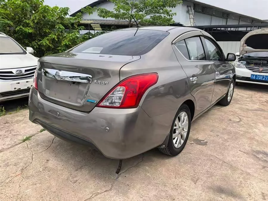 Nissan Sunny