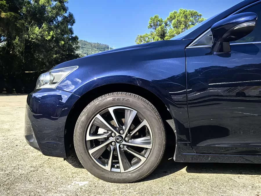 Lexus CT