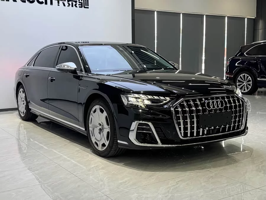 Audi A8