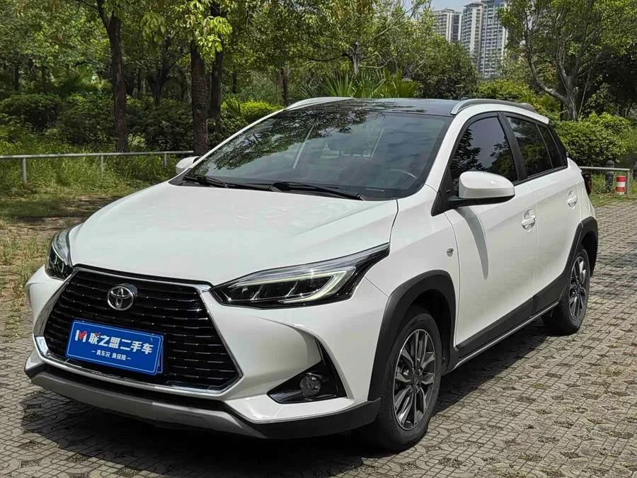 Toyota YARiS L