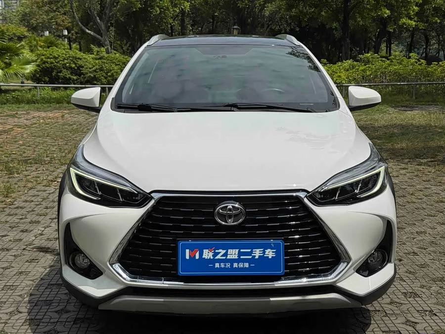 Toyota YARiS L