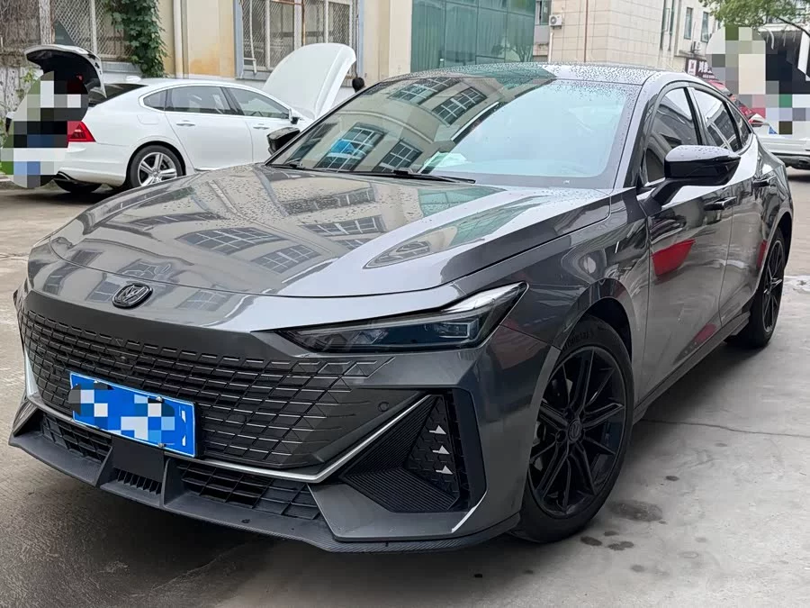Changan UNI-V