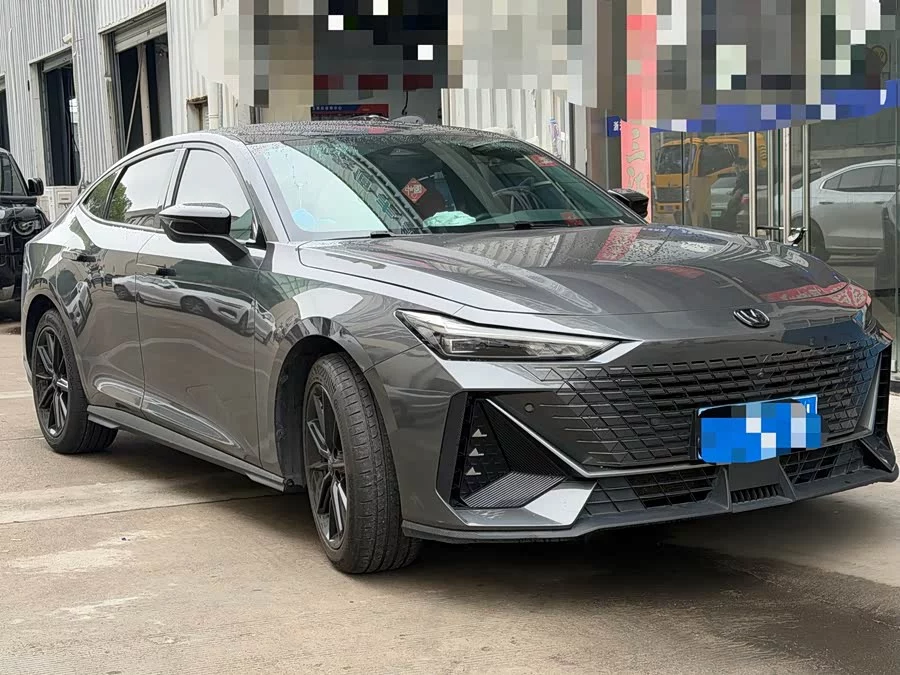 Changan UNI-V