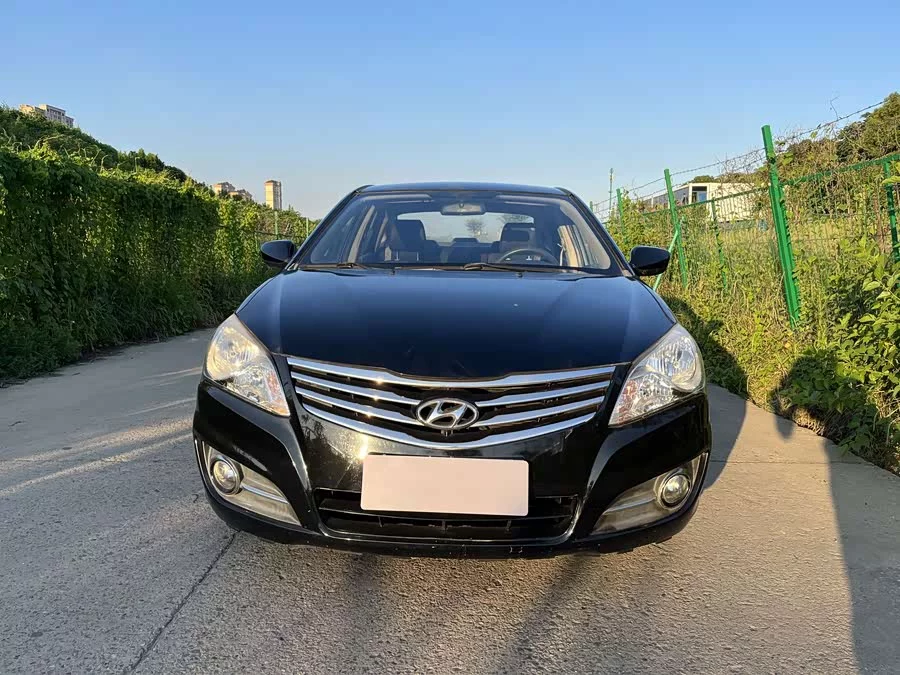 Hyundai Elantra / Celesta