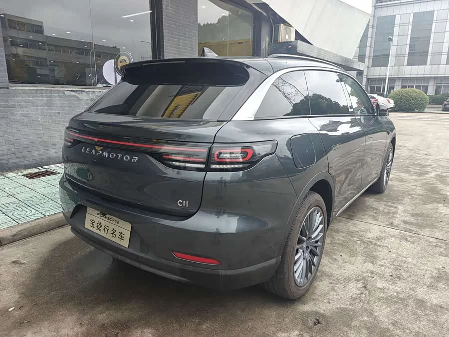 Leapmotor C11