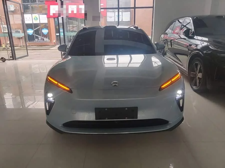 NIO ET5T