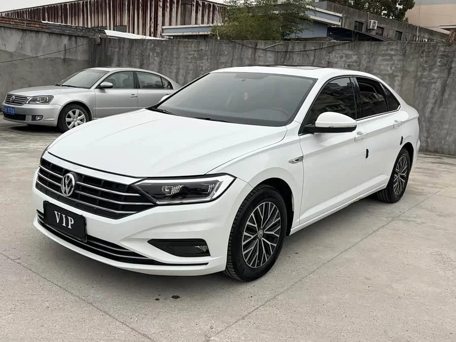 Volkswagen Sagitar
