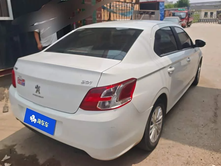 Peugeot 301