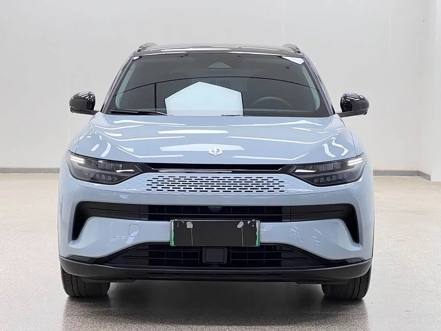 Leapmotor C11