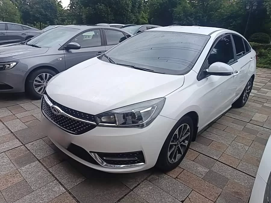Chery Arrizo 5
