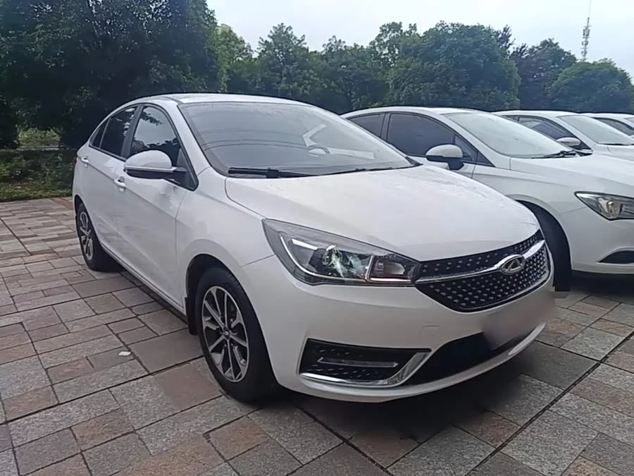 Chery Arrizo 5