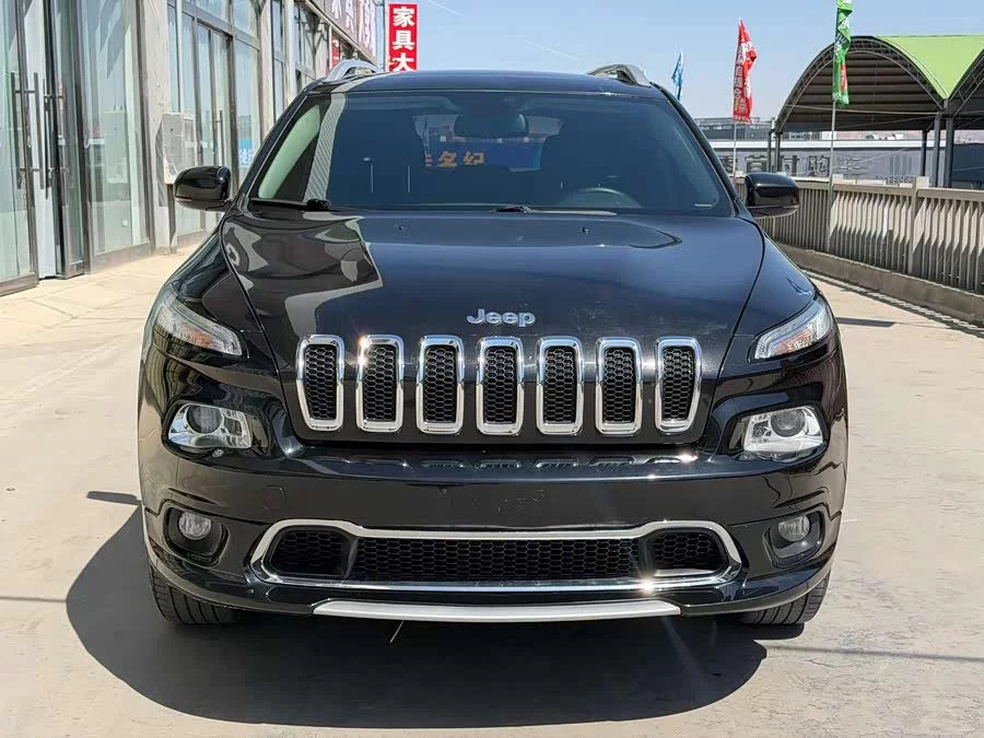 Jeep Cherokee