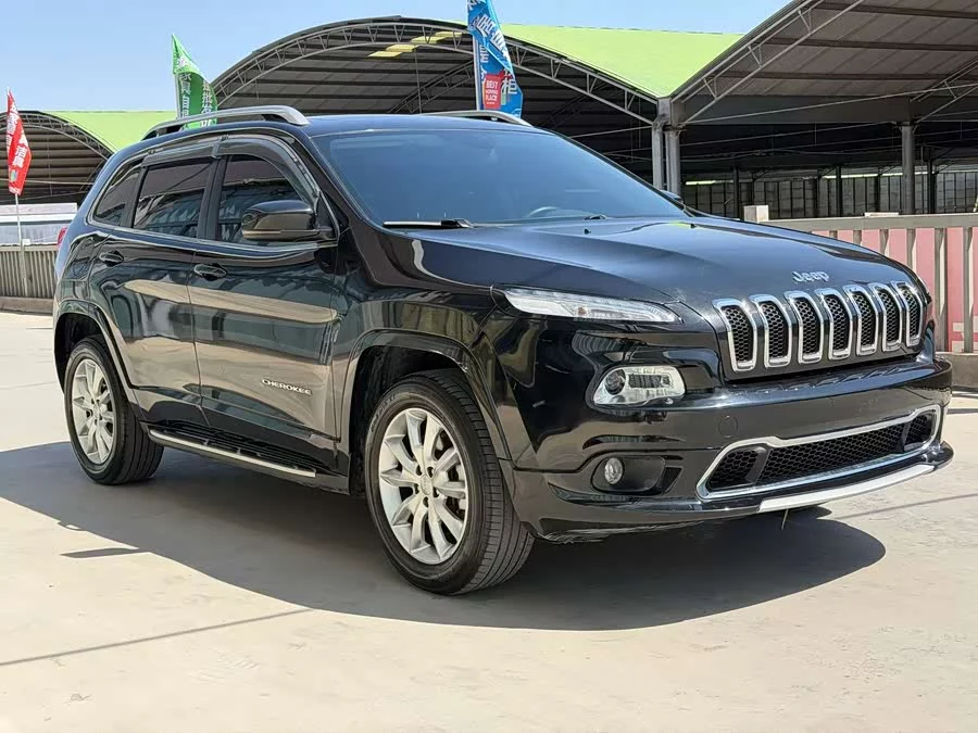 Jeep Cherokee
