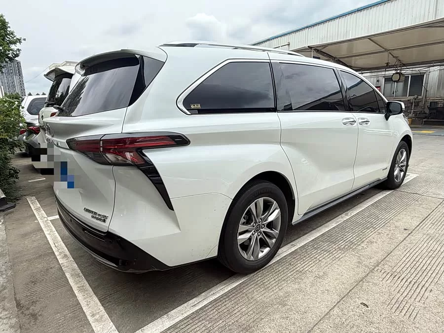 Toyota SIENNA