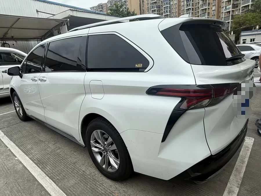Toyota SIENNA